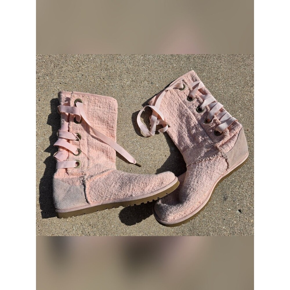 UGG Heirloom Lace-up Pale Pink Peachy Woven Cotton Ribbon laces Sz 10